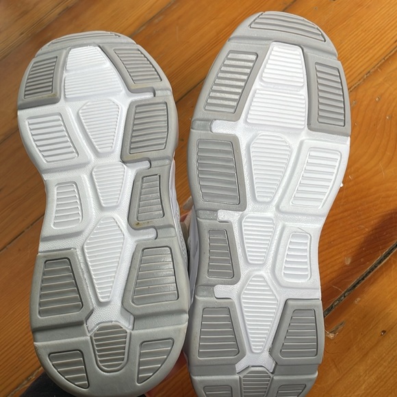 Justice sneakers - Picture 4 of 4